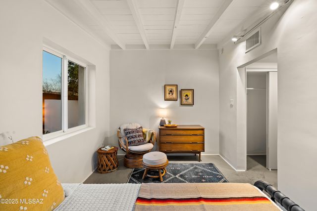 2215 E Juanita Street, Tucson, AZ 85719