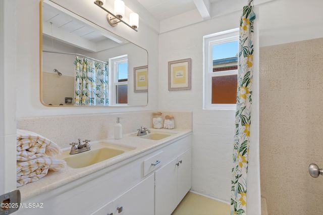 2215 E Juanita Street, Tucson, AZ 85719