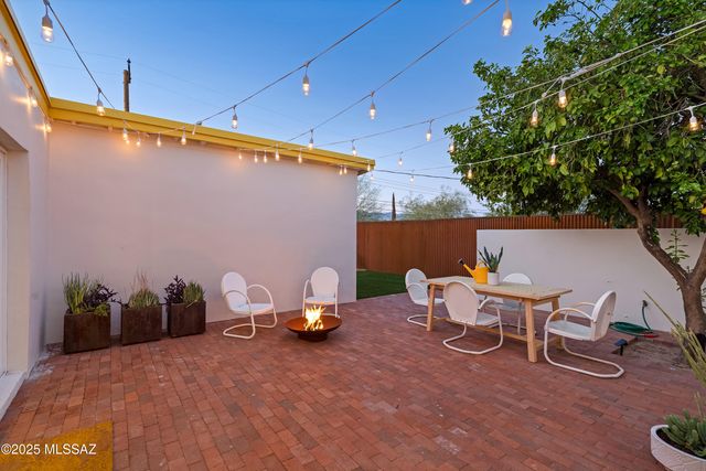 2215 E Juanita Street, Tucson, AZ 85719