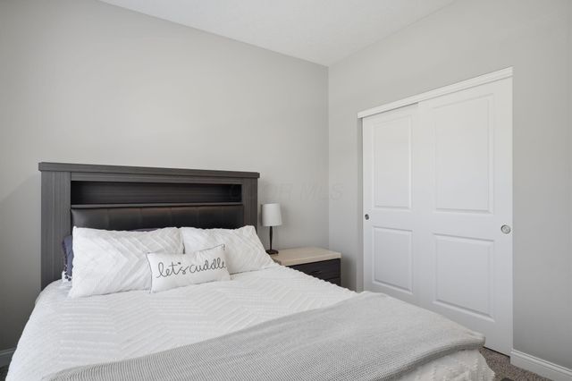 414 Colonial Club Road, Commercial Point, OH 43116