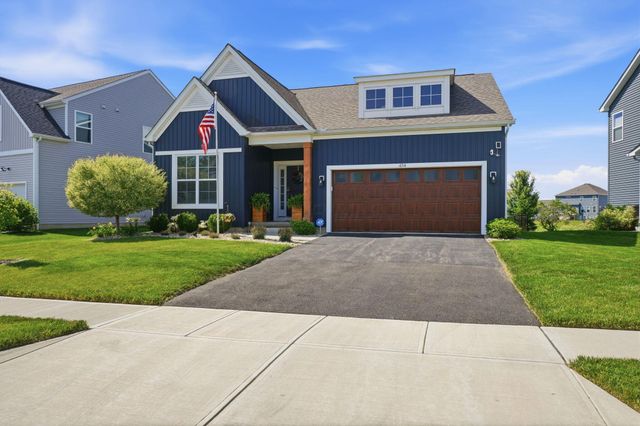 414 Colonial Club Road, Commercial Point, OH 43116