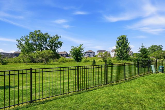 414 Colonial Club Road, Commercial Point, OH 43116