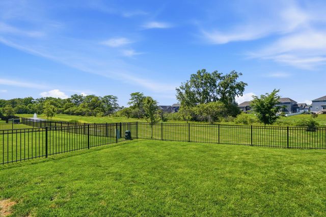 414 Colonial Club Road, Commercial Point, OH 43116