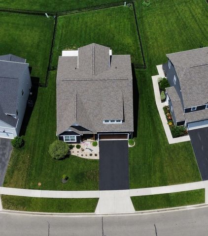 414 Colonial Club Road, Commercial Point, OH 43116