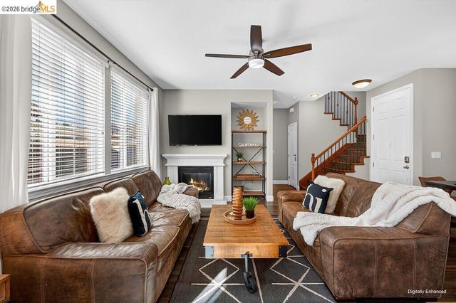 390 Caravaggio CIR, Sacramento, CA 95835