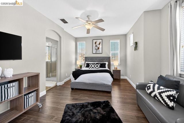 390 Caravaggio CIR, Sacramento, CA 95835