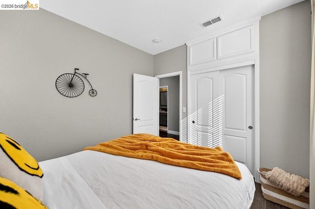 390 Caravaggio CIR, Sacramento, CA 95835