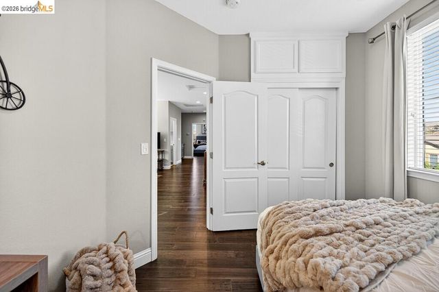 390 Caravaggio CIR, Sacramento, CA 95835