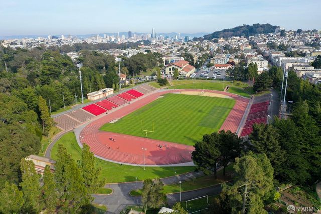 169 Parnassus Avenue, San Francisco, CA 94117