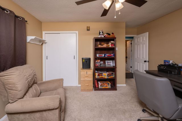 9611 Lima Road, Fort Wayne, IN 46818