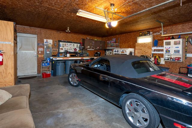 9611 Lima Road, Fort Wayne, IN 46818