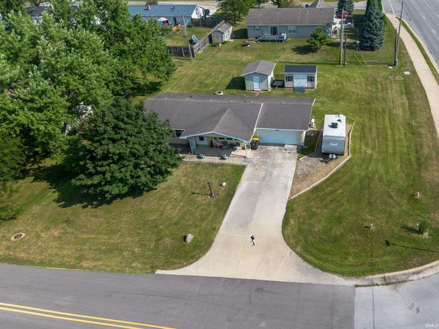 9611 Lima Road, Fort Wayne, IN 46818