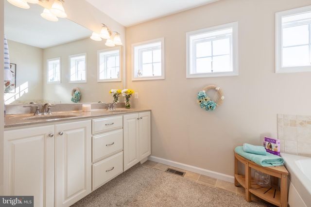 201 JEFFERSON CIR, Bellefonte, PA 16823