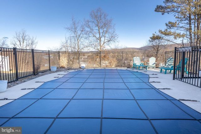 201 JEFFERSON CIR, Bellefonte, PA 16823