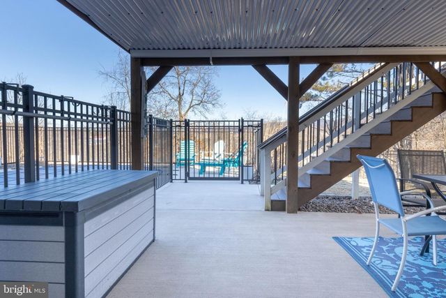 201 JEFFERSON CIR, Bellefonte, PA 16823