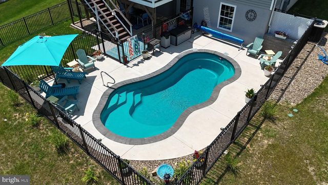 201 JEFFERSON CIR, Bellefonte, PA 16823