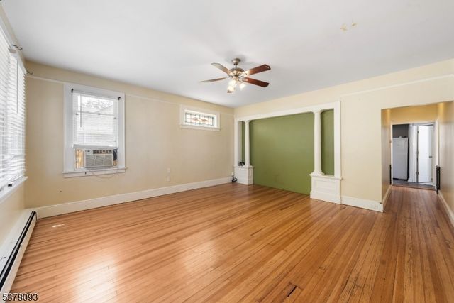 901 Clark St, Linden City, NJ 07036