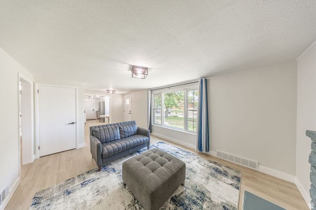 2273 S 200 E, Bountiful, UT 84010