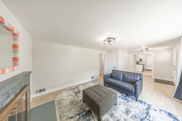 2273 S 200 E, Bountiful, UT 84010