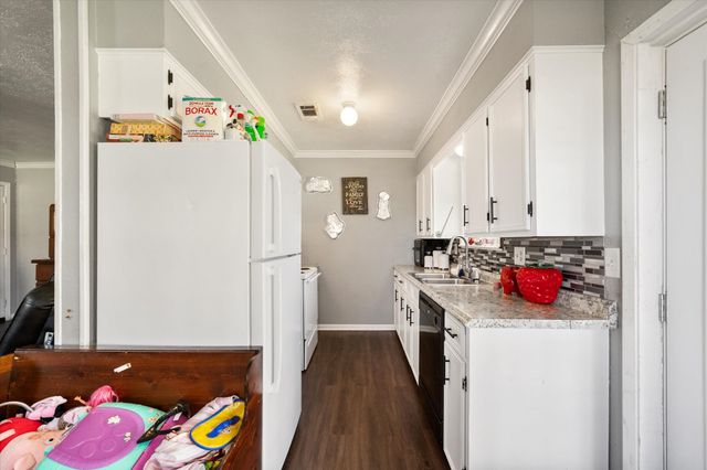 700 W 3rd Avenue, Corsicana, TX 75110