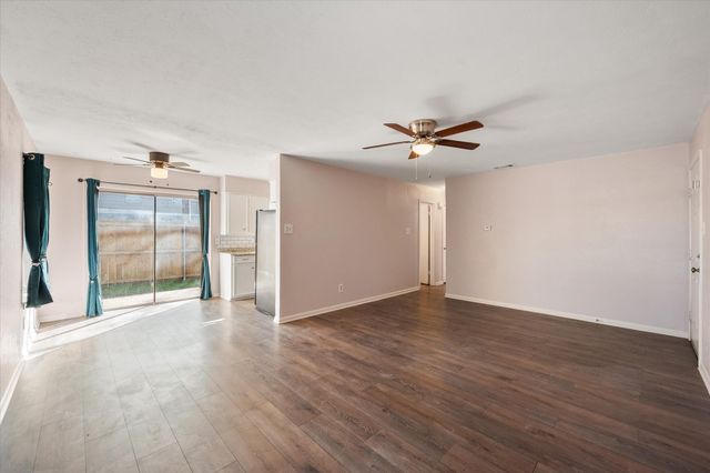 700 W 3rd Avenue, Corsicana, TX 75110