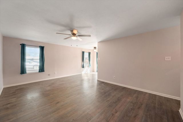 700 W 3rd Avenue, Corsicana, TX 75110