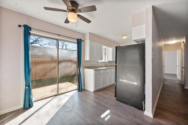 700 W 3rd Avenue, Corsicana, TX 75110