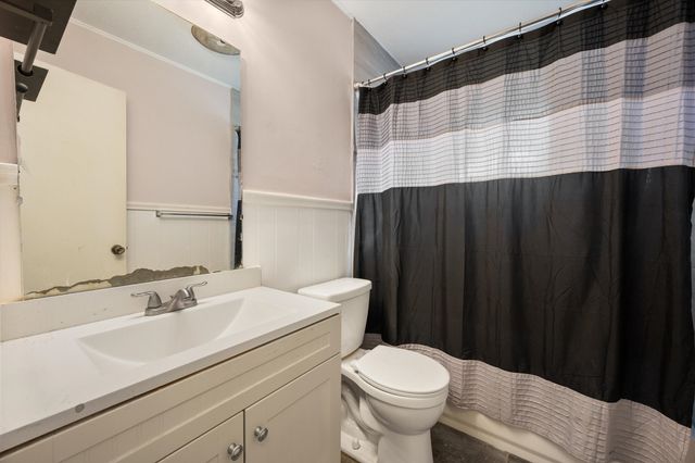 700 W 3rd Avenue, Corsicana, TX 75110