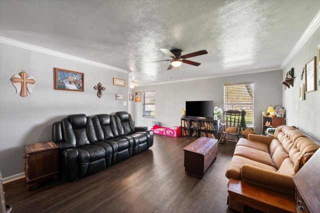 700 W 3rd Avenue, Corsicana, TX 75110