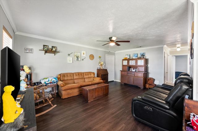 700 W 3rd Avenue, Corsicana, TX 75110