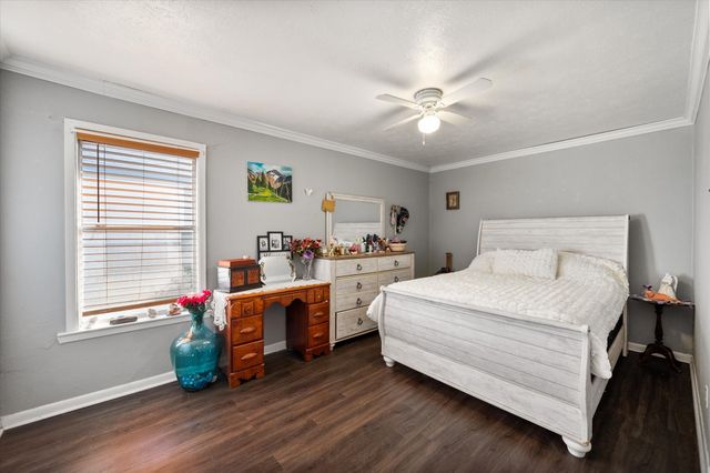 700 W 3rd Avenue, Corsicana, TX 75110