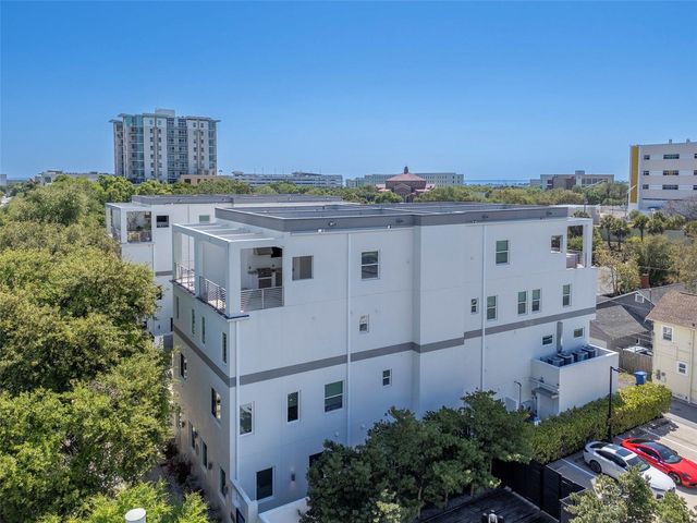 536 4TH AVENUE S 2, St Petersburg, FL 33701