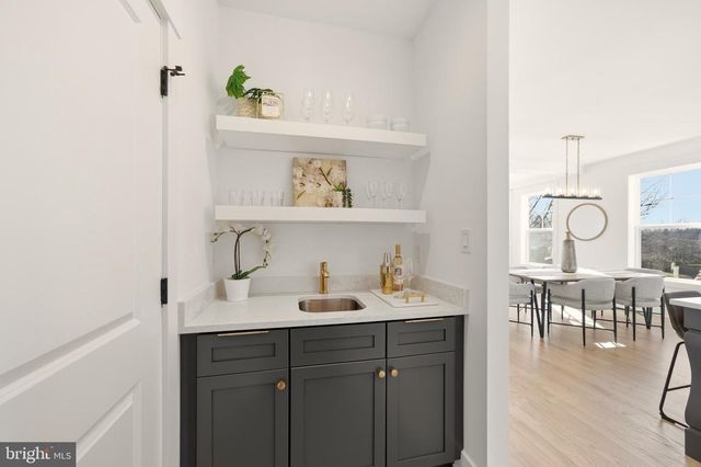 204 3RD AVE, Newtown Square, PA 19073