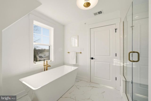 204 3RD AVE, Newtown Square, PA 19073