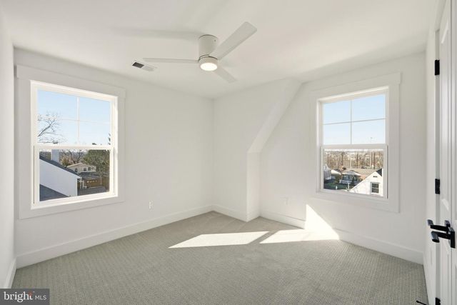 204 3RD AVE, Newtown Square, PA 19073