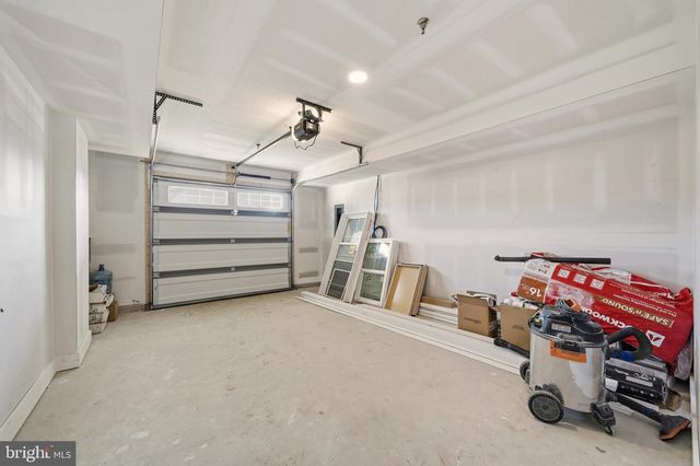 204 3RD AVE, Newtown Square, PA 19073