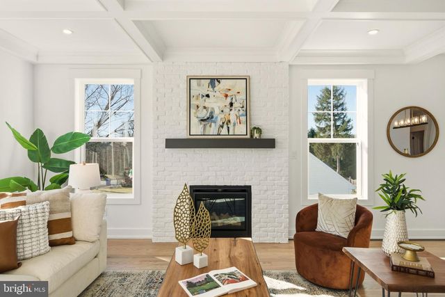 204 3RD AVE, Newtown Square, PA 19073