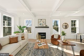 204 3RD AVE, Newtown Square, PA 19073