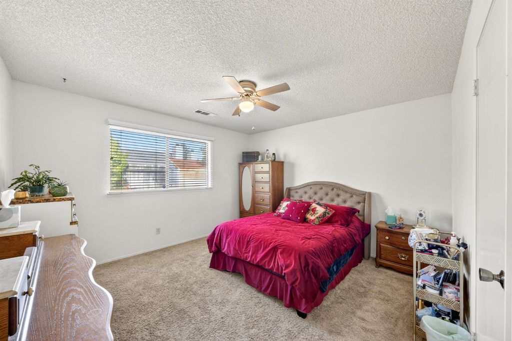 Image 23 of property listing at 8219 N San Pablo Avenue, Fresno, CA 93711