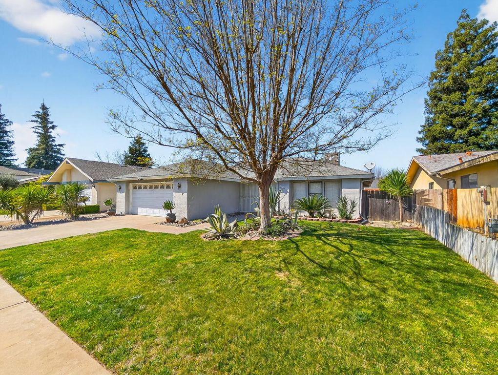 Image 3 of property listing at 8219 N San Pablo Avenue, Fresno, CA 93711