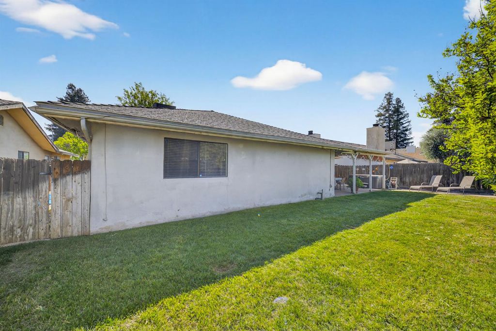 Image 35 of property listing at 8219 N San Pablo Avenue, Fresno, CA 93711