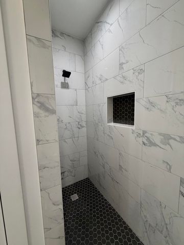 874 W Orange Avenue, Defuniak Springs, FL 32435