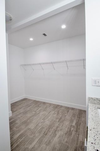 874 W Orange Avenue, Defuniak Springs, FL 32435