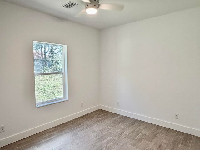 874 W Orange Avenue, Defuniak Springs, FL 32435