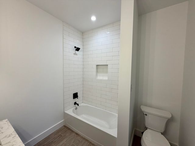 874 W Orange Avenue, Defuniak Springs, FL 32435