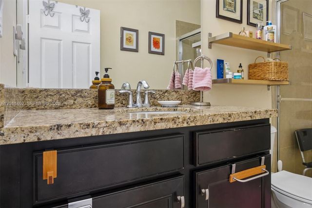 1049 SW 147th Ave 5607, Pembroke Pines, FL 33027