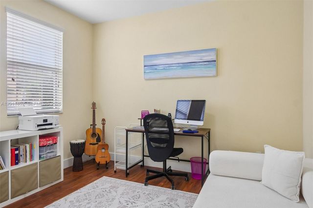 1049 SW 147th Ave 5607, Pembroke Pines, FL 33027