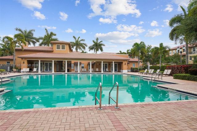 1049 SW 147th Ave 5607, Pembroke Pines, FL 33027