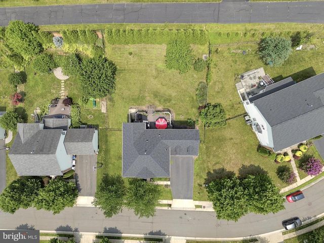 21054 HOODED CROW DR, Leesburg, VA 20175