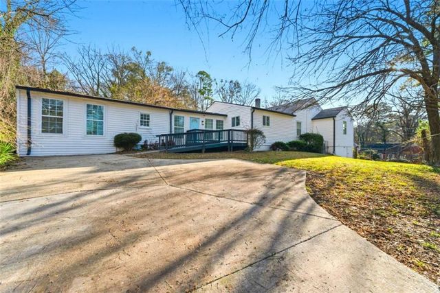 2103 ARLINGTON Circle, Atlanta, GA 30318